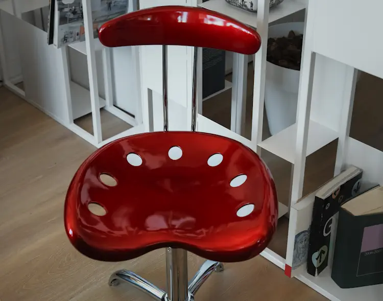 Стул компьютерный